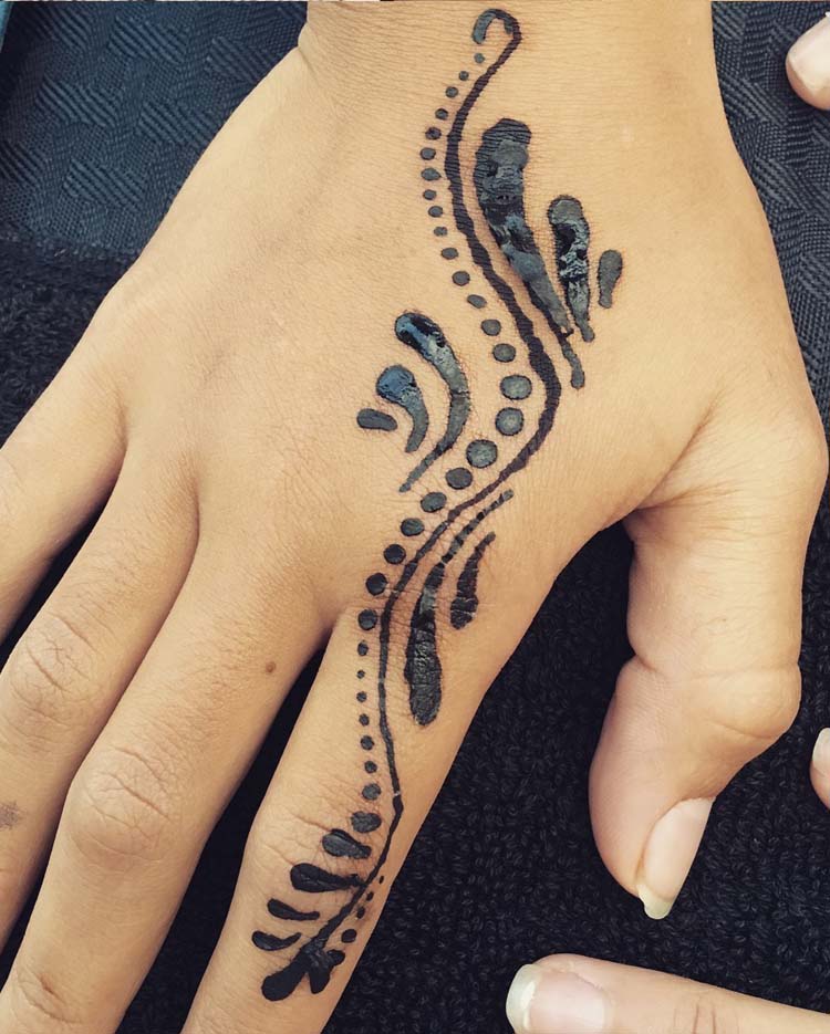 HENNA DESIGNS – ccburns creative